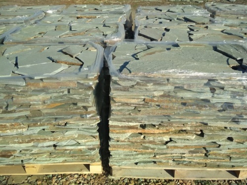 Плитняк златолит зелёный для цоколя, отмостки купить в Сахалинской области