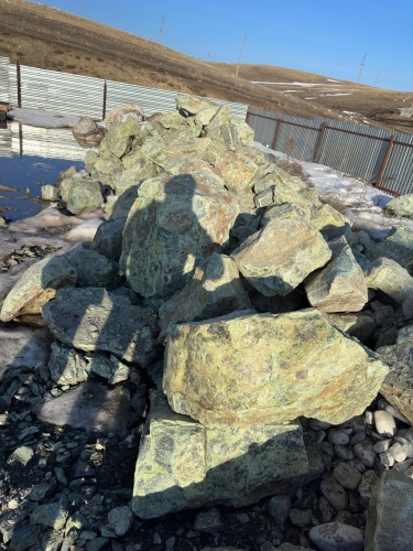 Камни для ландшафтного дизайна зелёные 10-60 килограмм купить в Сахалинской области
