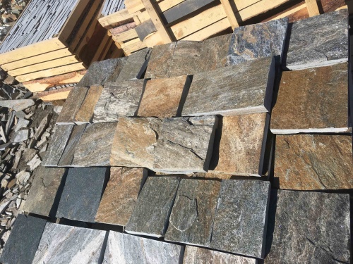 Плитка пилёная златолит Уральский для цоколя, отмостки купить в Сахалинской области