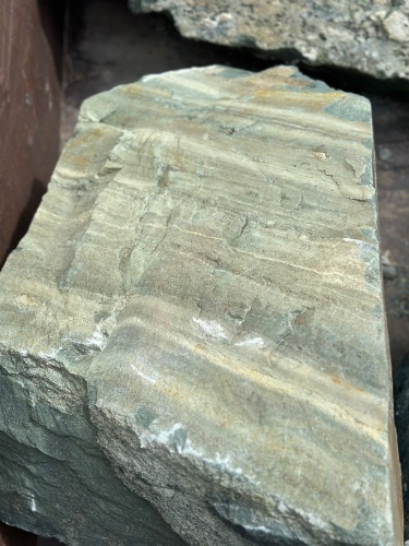 Ландшафтные глыбы зелёные 200-500 килограмм купить в Сахалинской области